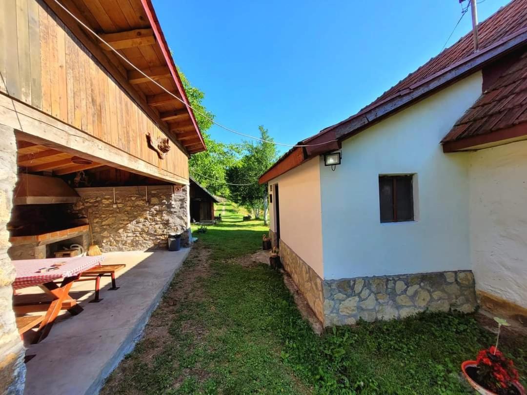 Etno guest house Lalovic Tjentiste Exteriér fotografie